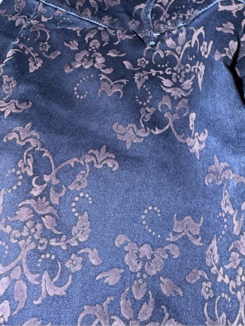 Old Navy ~ The Diva ~ Cropped Pants ~ Blue w/ Raised ~Velvet-Like Texture - Picture 5 of 7
